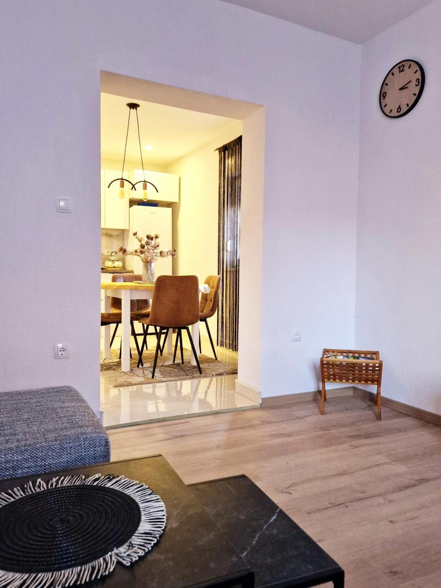 2 Bedroom Apartment Ljubica Sinj Exterior photo